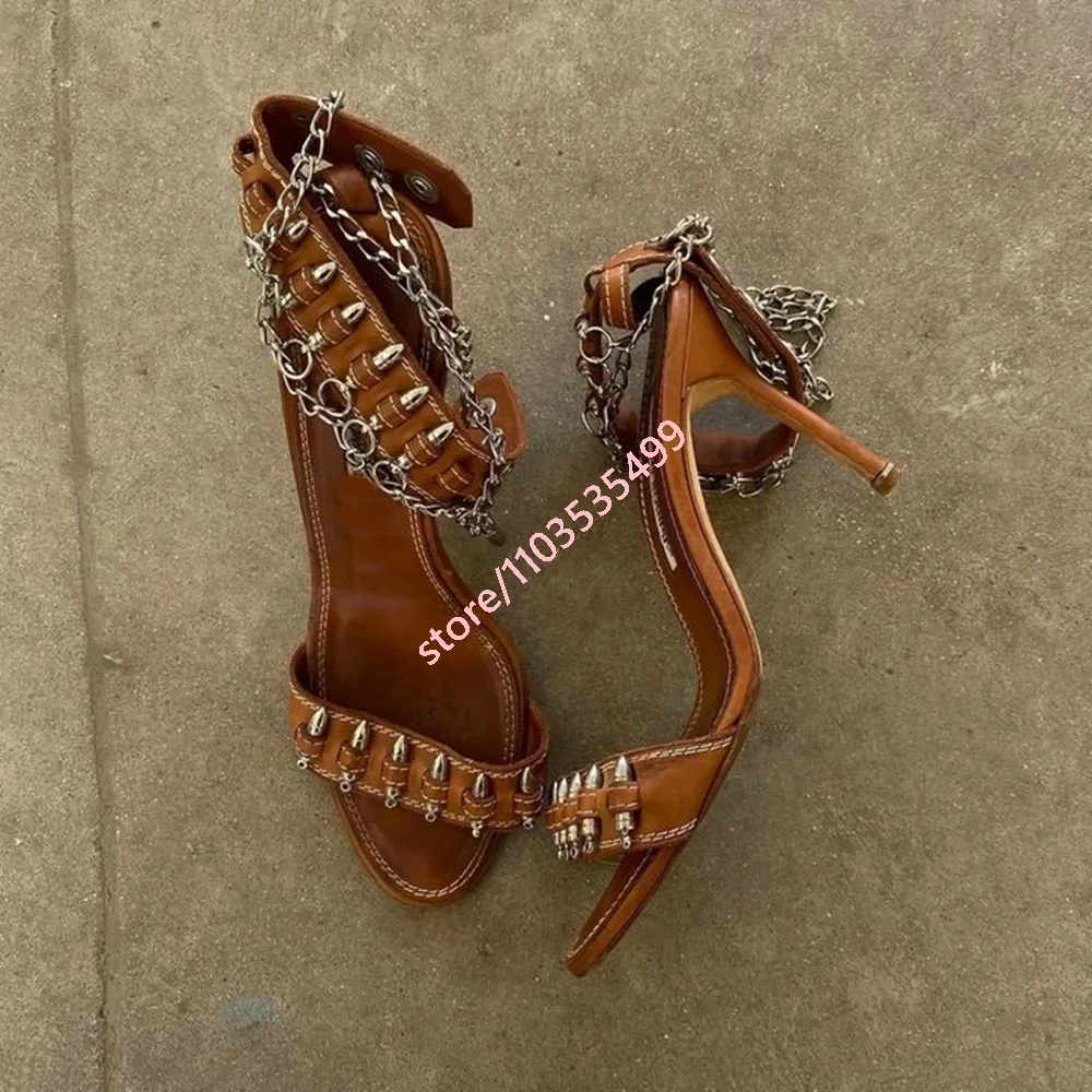 Новые подиумные римские сандал – обзор и цена Women'S Accessories Trends 2025